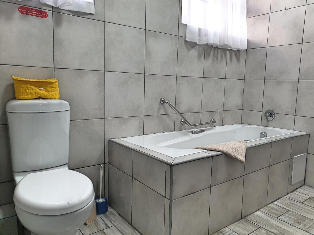 Gooderson Leisure Silver Sands 2 Self Catering And Timeshare Lifestyle Resort Дурбан Екстер'єр фото