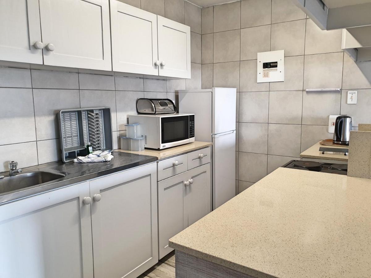 Gooderson Leisure Silver Sands 2 Self Catering And Timeshare Lifestyle Resort Дурбан Екстер'єр фото